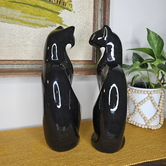 VTG MCM Ceramic Cat Figurines (Set of 2) - Picture 6 of 9